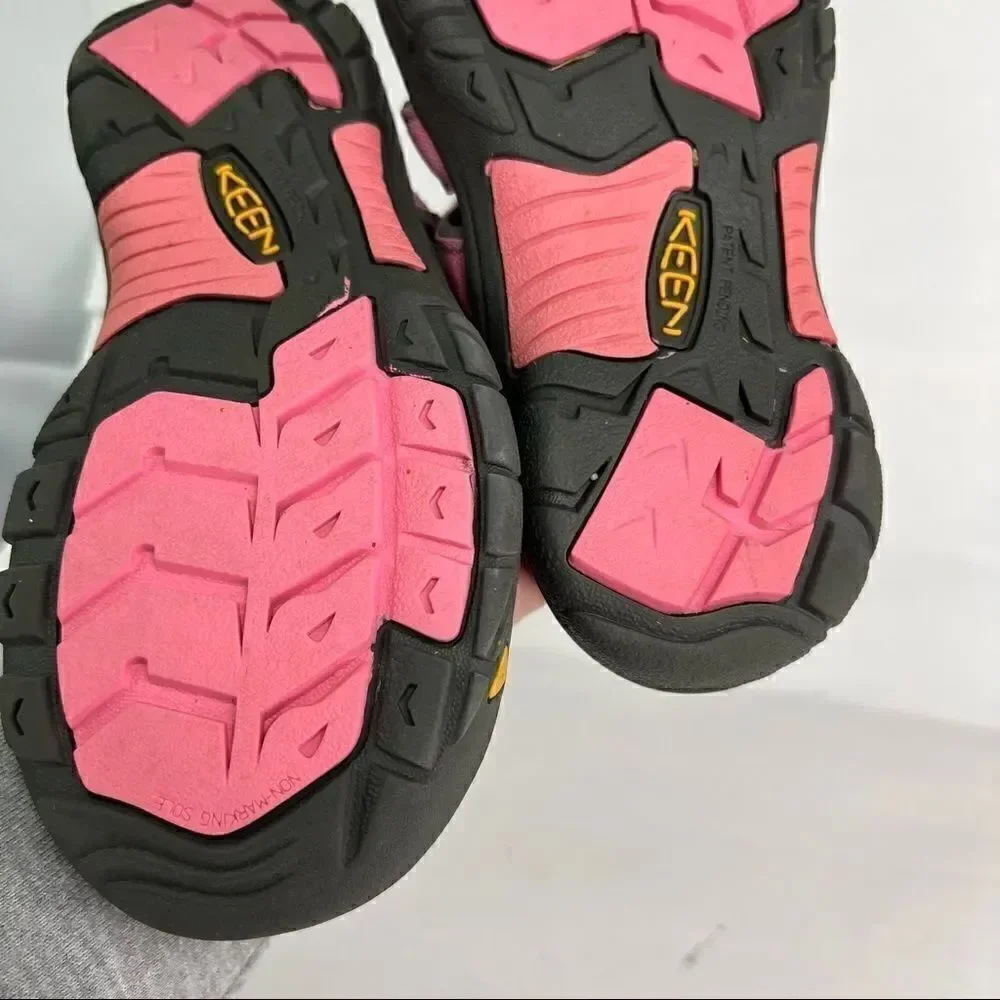 Keen Pink Water Shoes Size 3